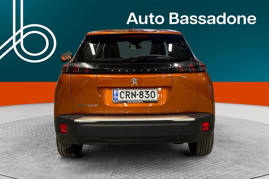Peugeot e-2008 2023