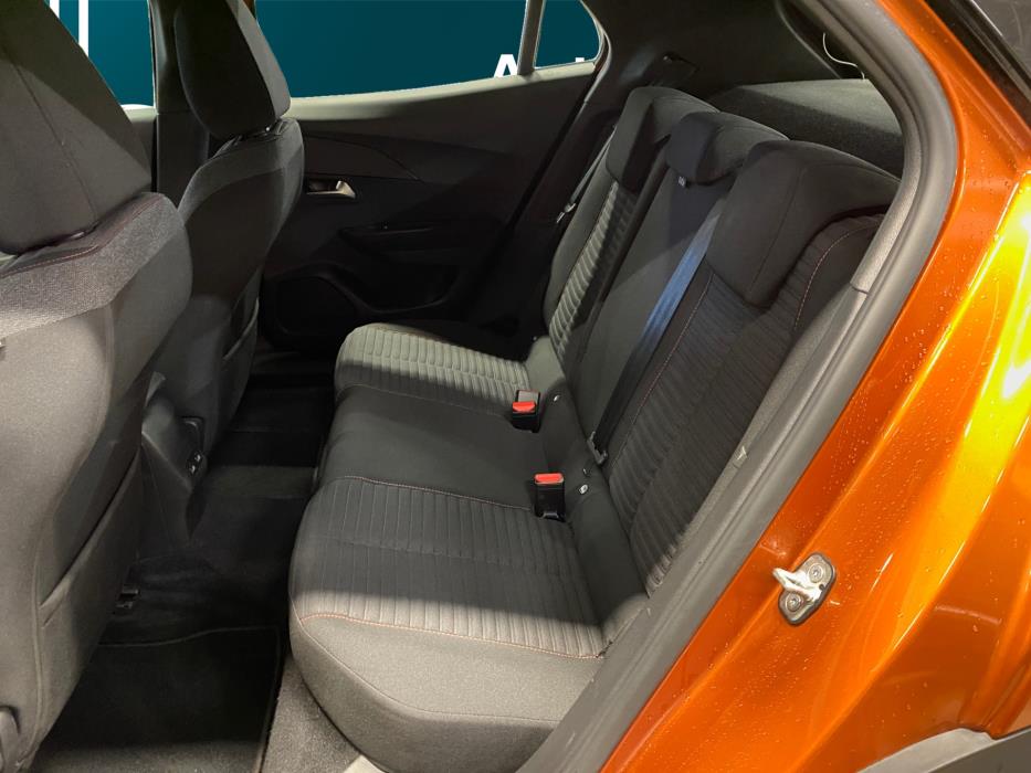 Peugeot e-2008 2023