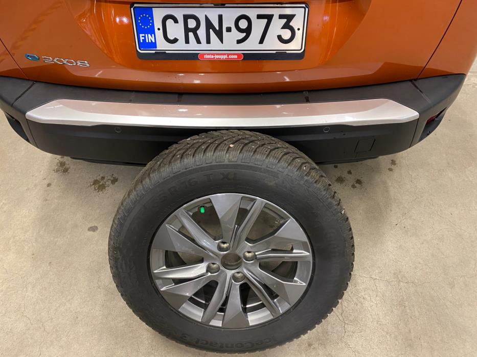 Peugeot e-2008 2023