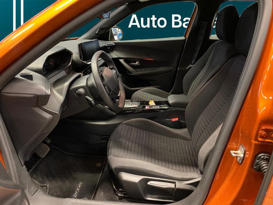 Peugeot e-2008 2023