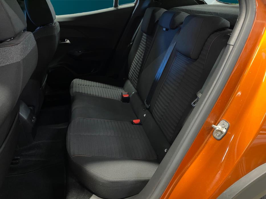 Peugeot e-2008 2023