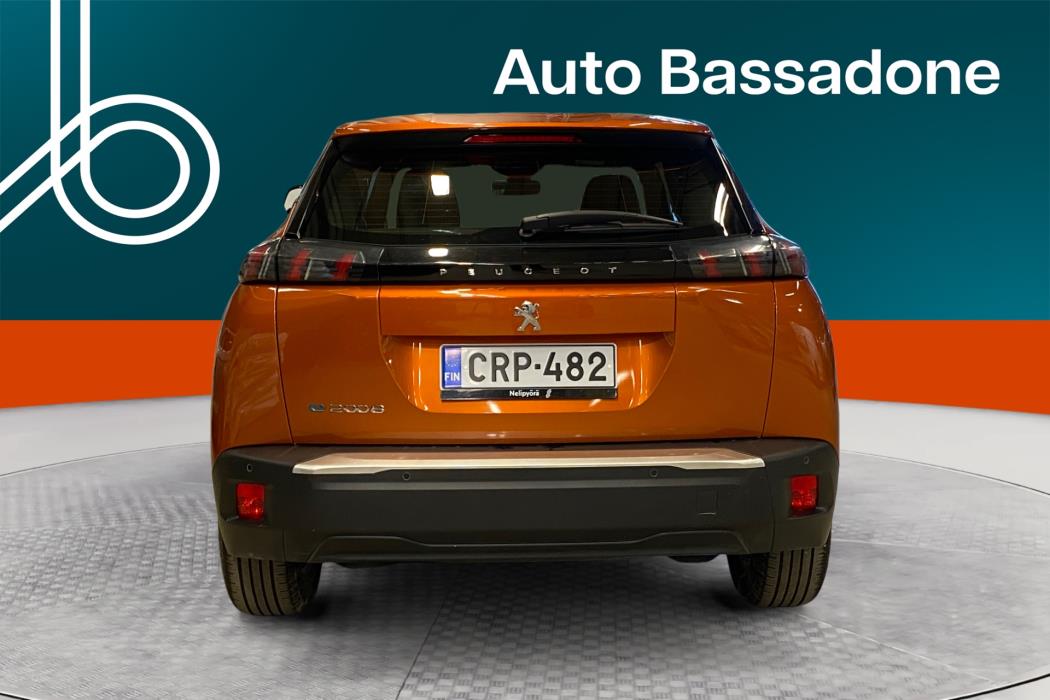 Peugeot e-2008 2023