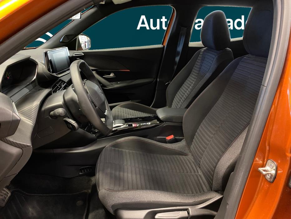 Peugeot e-2008 2023