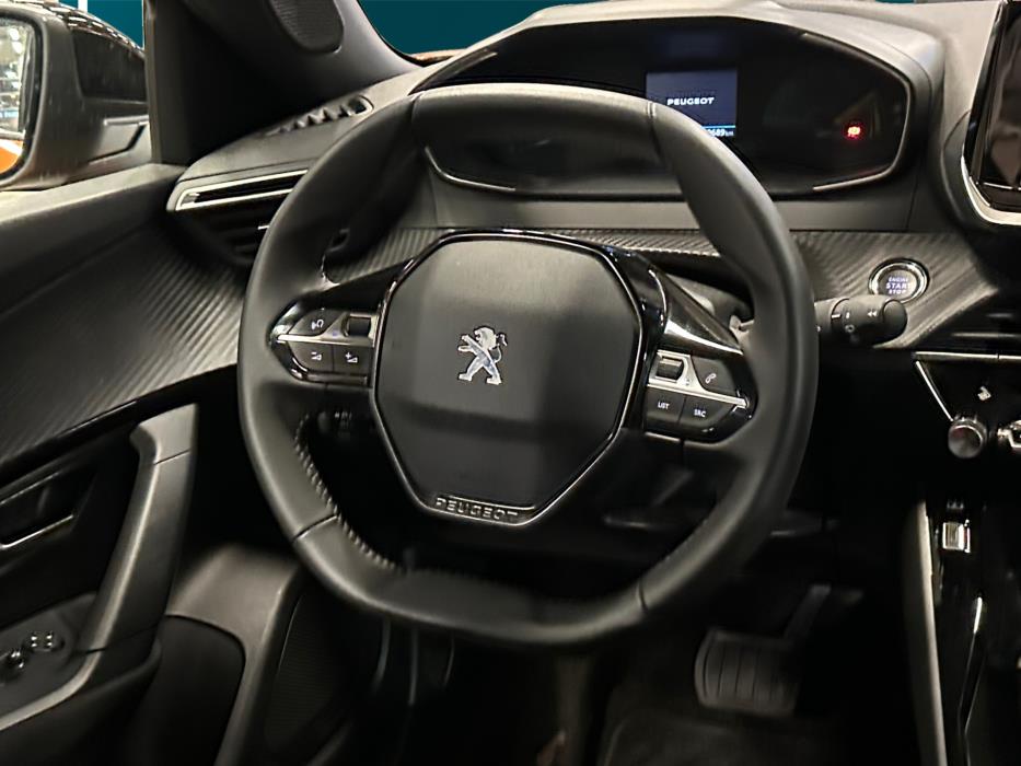 Peugeot e-2008 2023