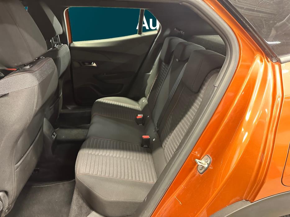 Peugeot e-2008 2023