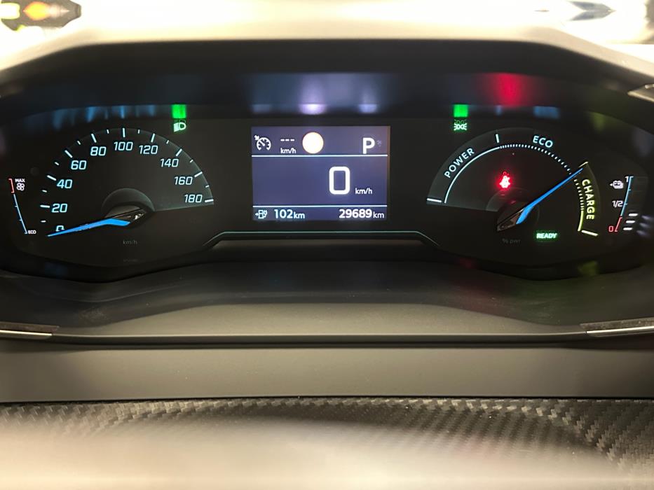 Peugeot e-2008 2023