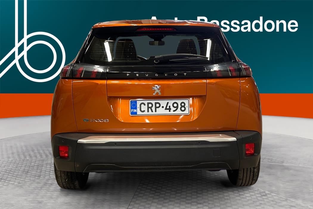 PEUGEOT e-2008 2023
