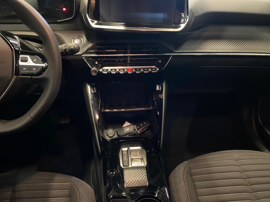 Peugeot e-2008 2023
