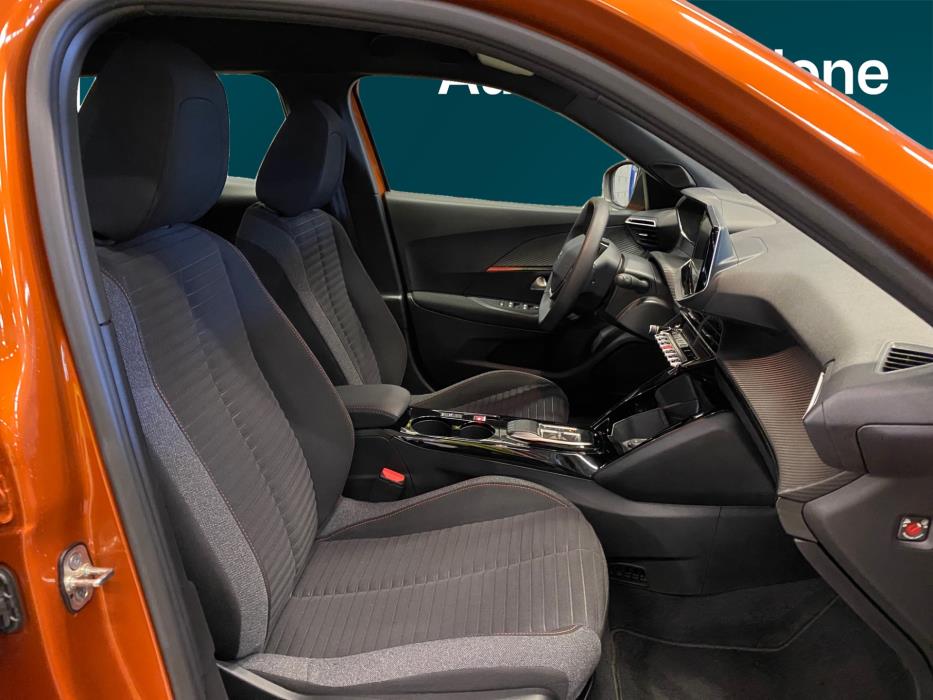 Peugeot e-2008 2023