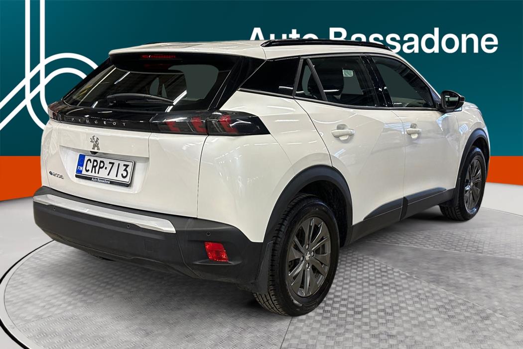 Peugeot e-2008 2023