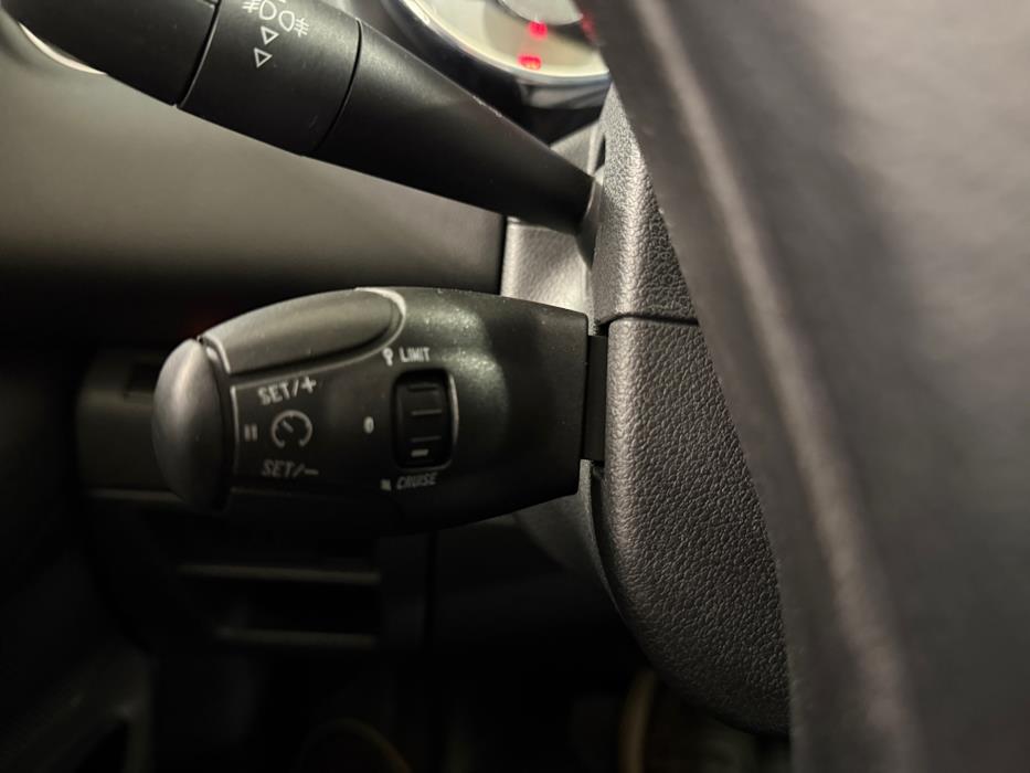 Peugeot 5008 2015