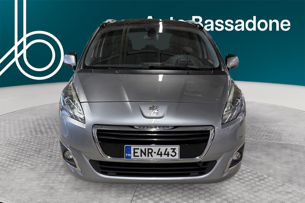 Peugeot 5008 2015
