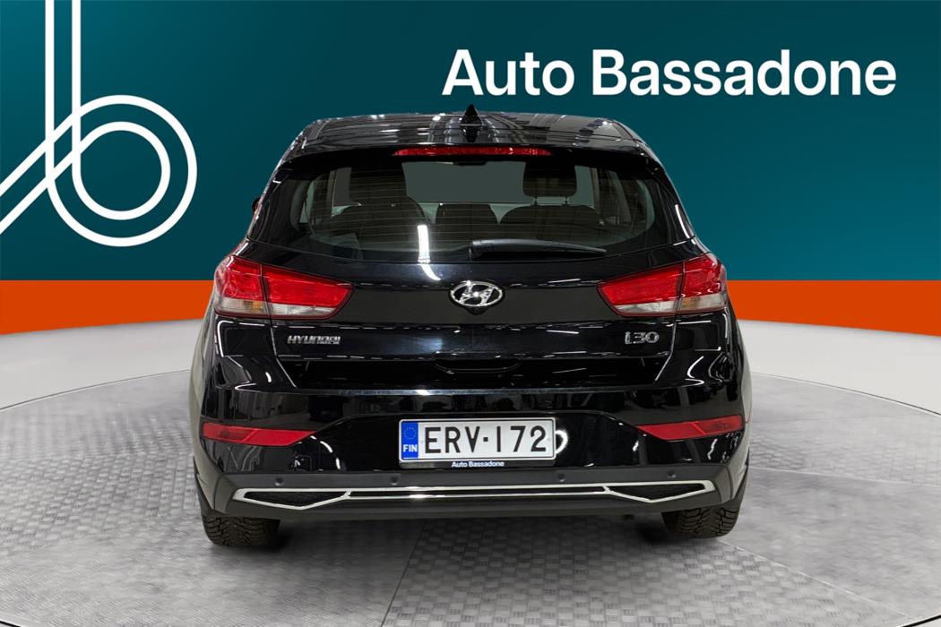 HYUNDAI i30 Hatchback 2023