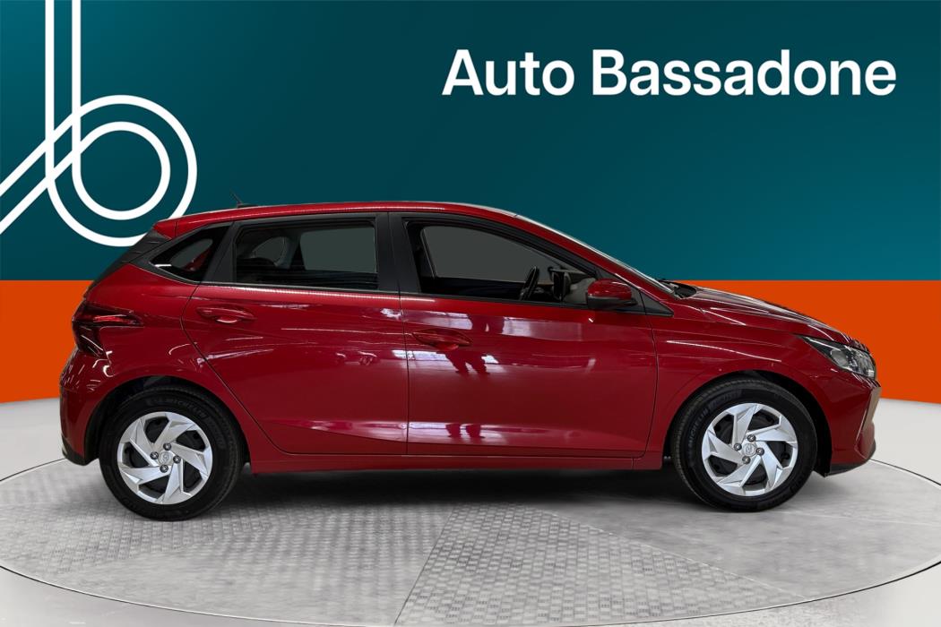 HYUNDAI i20 Hatchback 2021