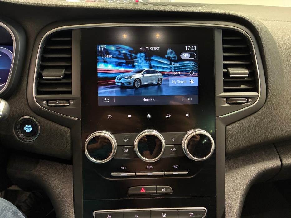 RENAULT Megane 2021