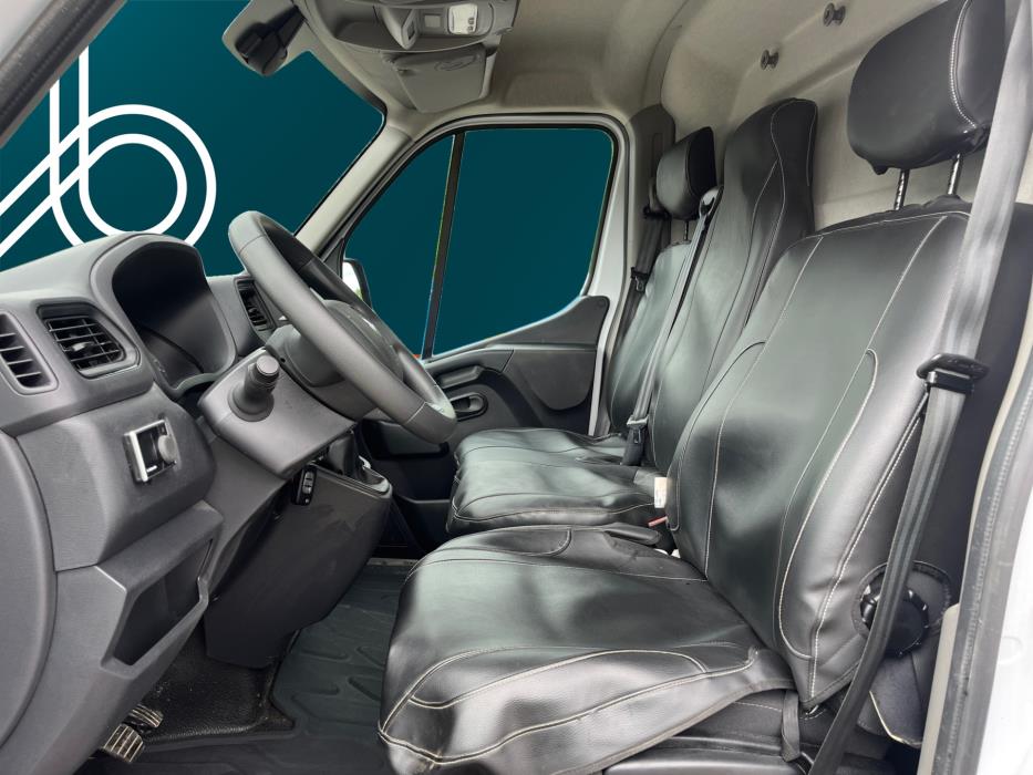 RENAULT Master 2023