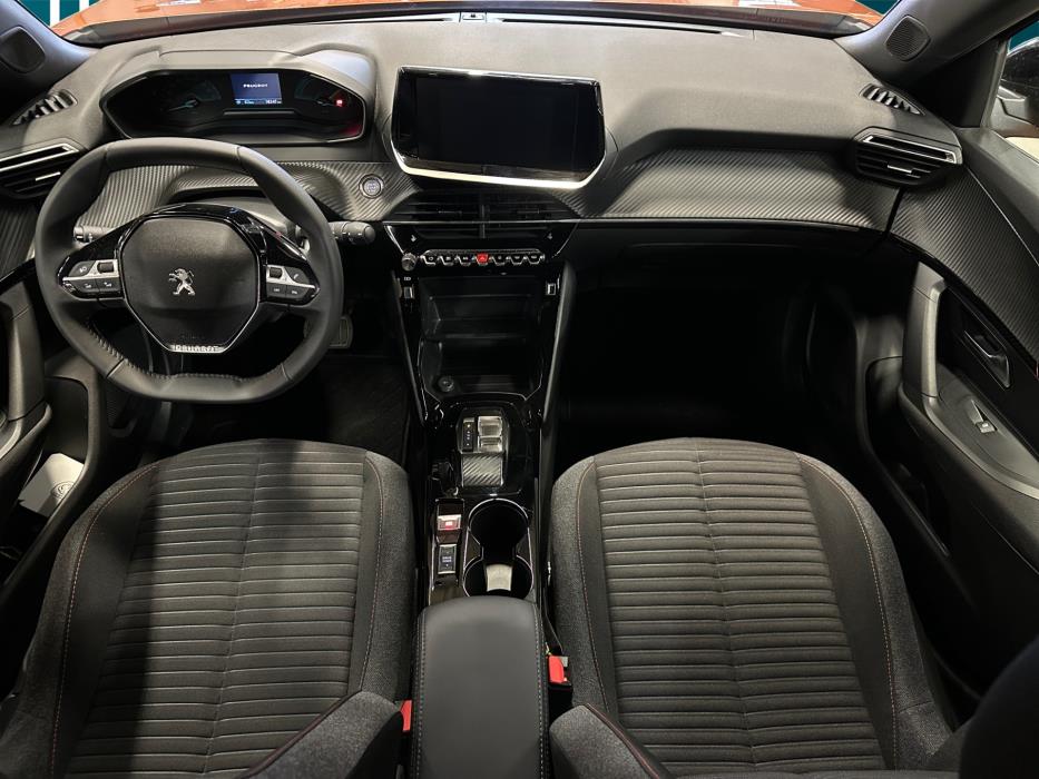 Peugeot e-2008 2023