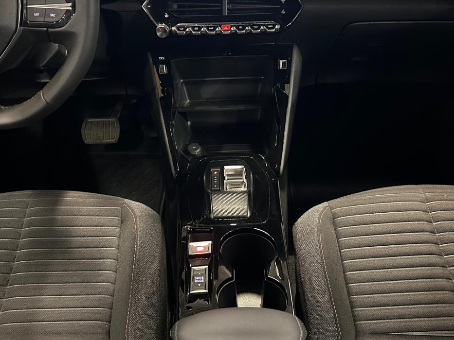Peugeot e-2008 2023