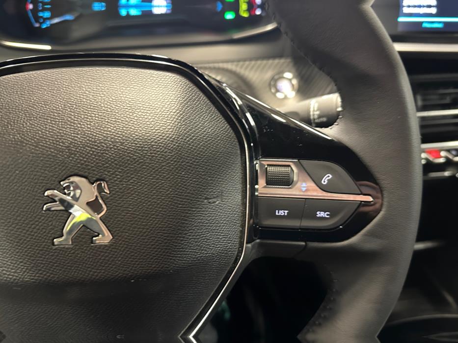 Peugeot e-2008 2023