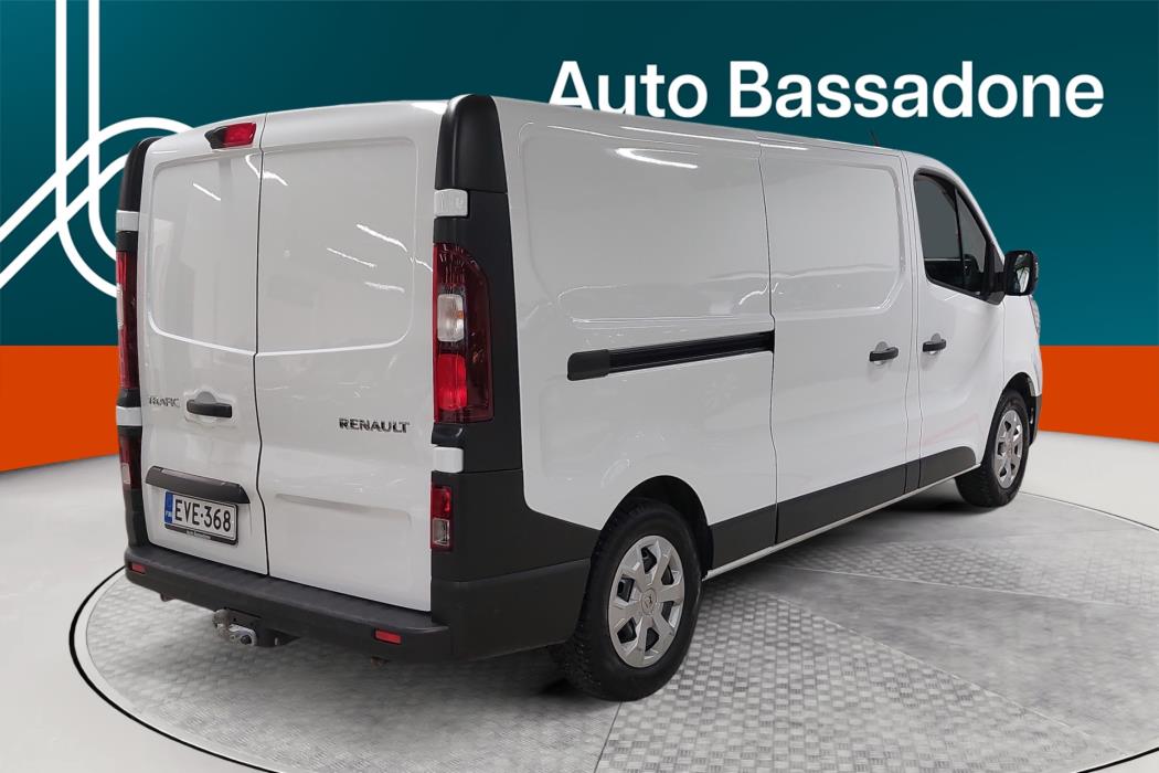 RENAULT Trafic 2024
