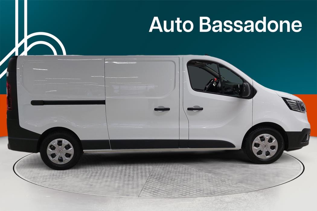 RENAULT Trafic 2024