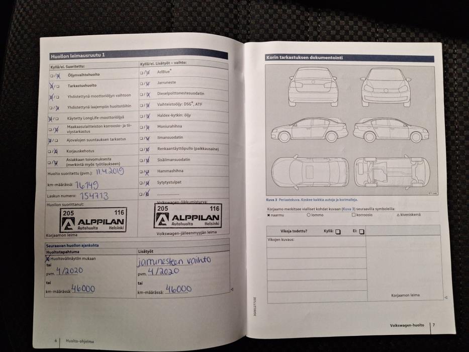 VOLKSWAGEN Beetle 2017