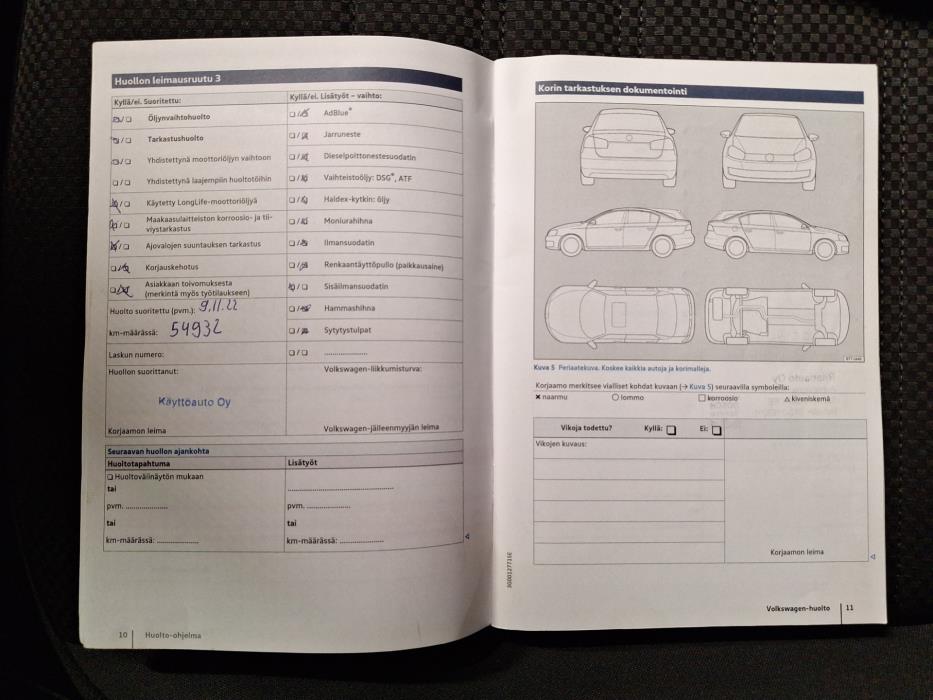 VOLKSWAGEN Beetle 2017