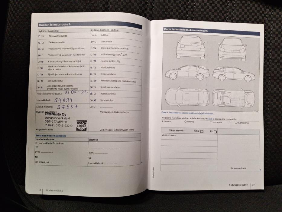 VOLKSWAGEN Beetle 2017