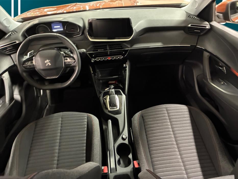PEUGEOT 2008 2021