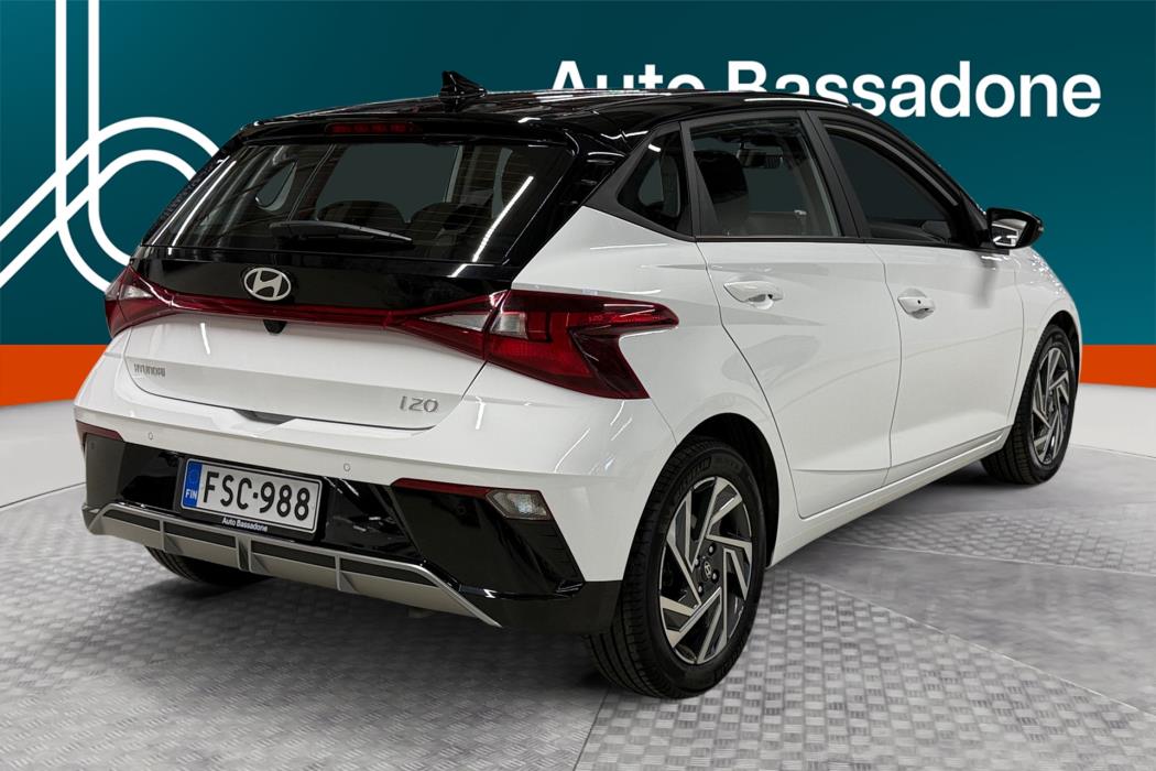 HYUNDAI i20 Hatchback 2023