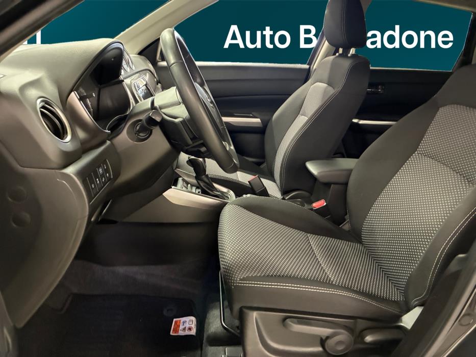 SUZUKI Vitara 2023