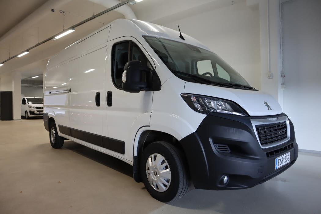 PEUGEOT Boxer 2023
