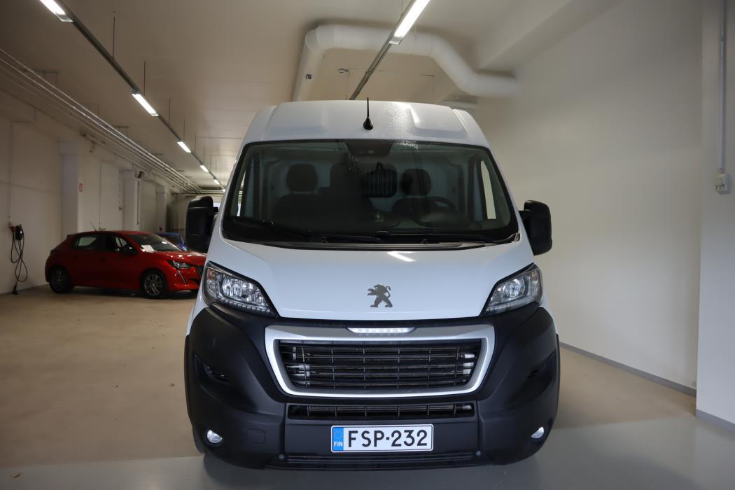 PEUGEOT Boxer 2023