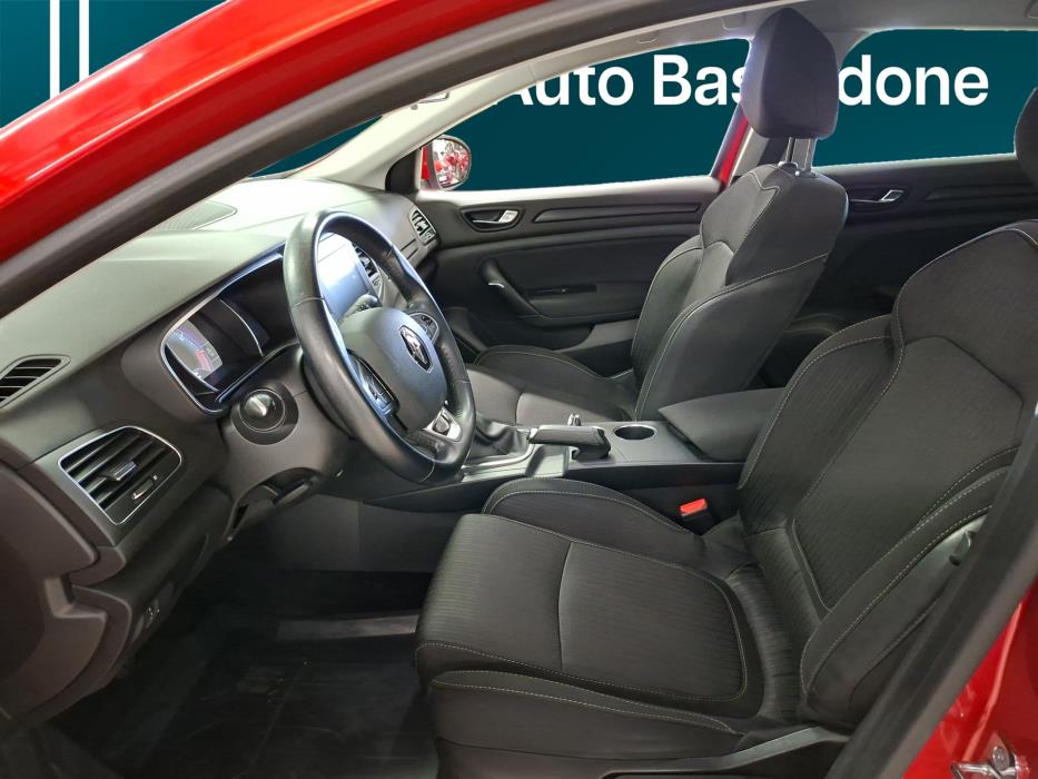 RENAULT Megane 2019