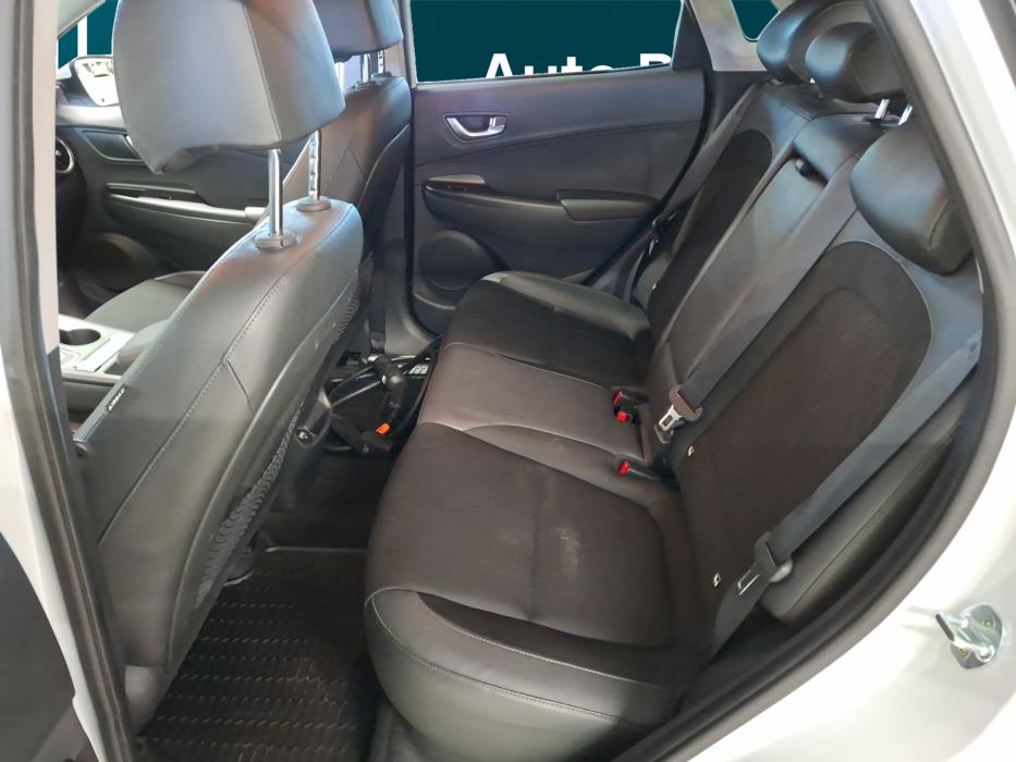 HYUNDAI KONA 2021