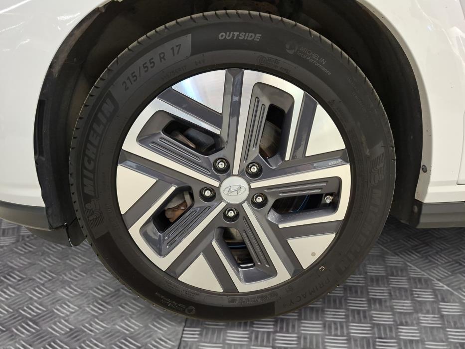 HYUNDAI KONA 2021