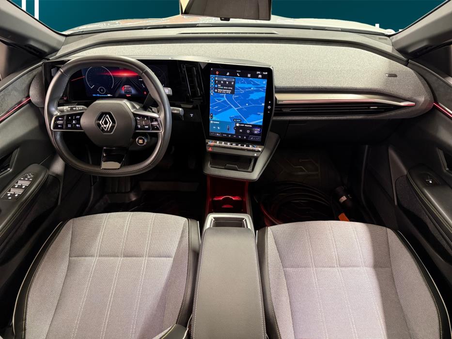 RENAULT Megane 2023