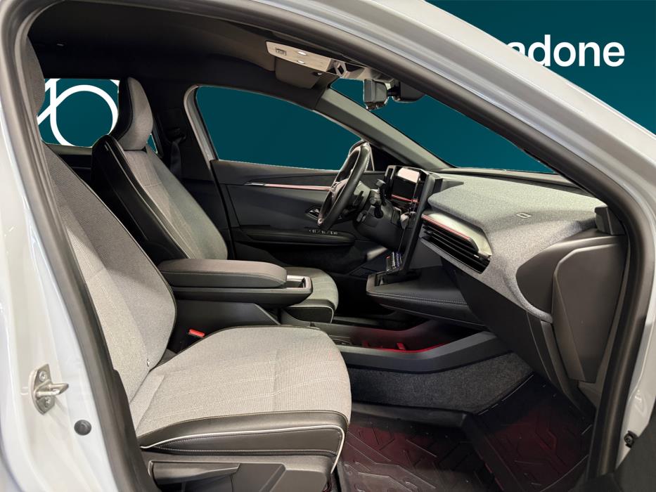 RENAULT Megane 2023