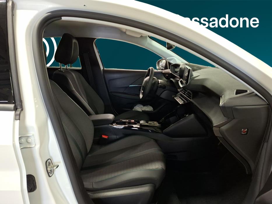 PEUGEOT e-208 2023