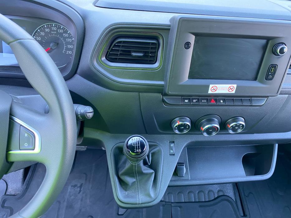 RENAULT Master 2023