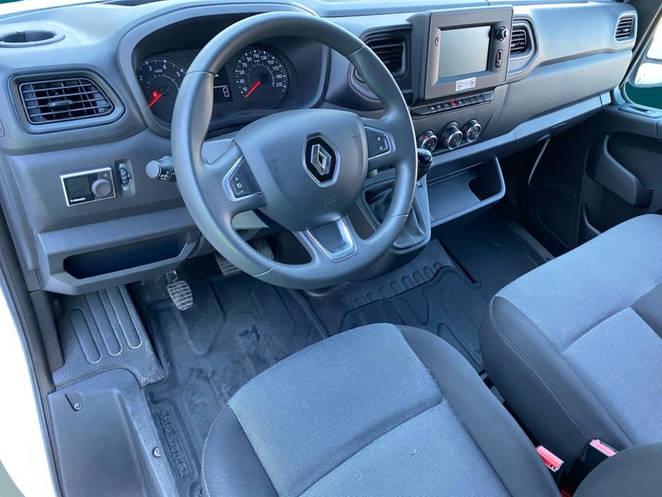 RENAULT Master 2023