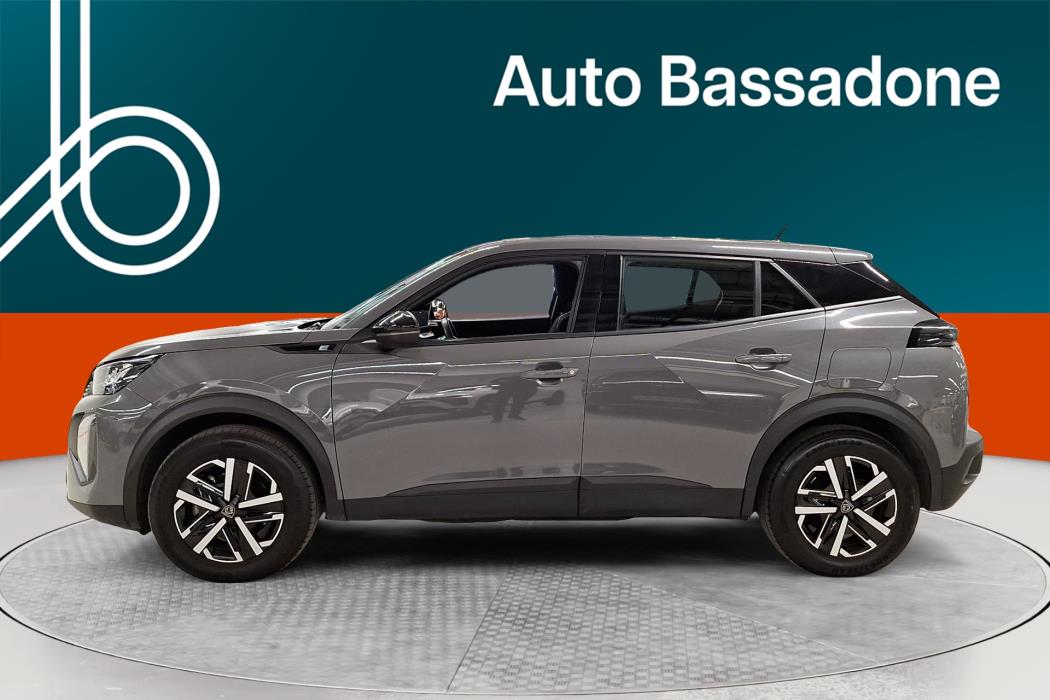 PEUGEOT e-2008 2023