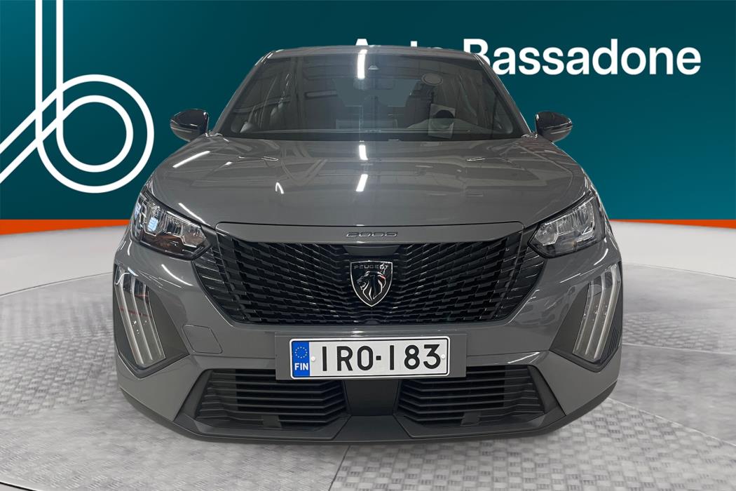 PEUGEOT e-2008 2023
