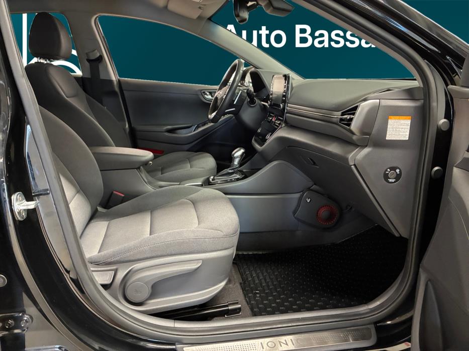 Hyundai IONIQ hybrid 2020