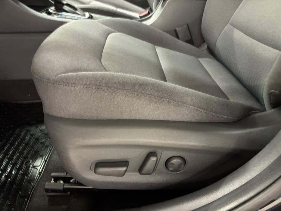 Hyundai IONIQ hybrid 2020