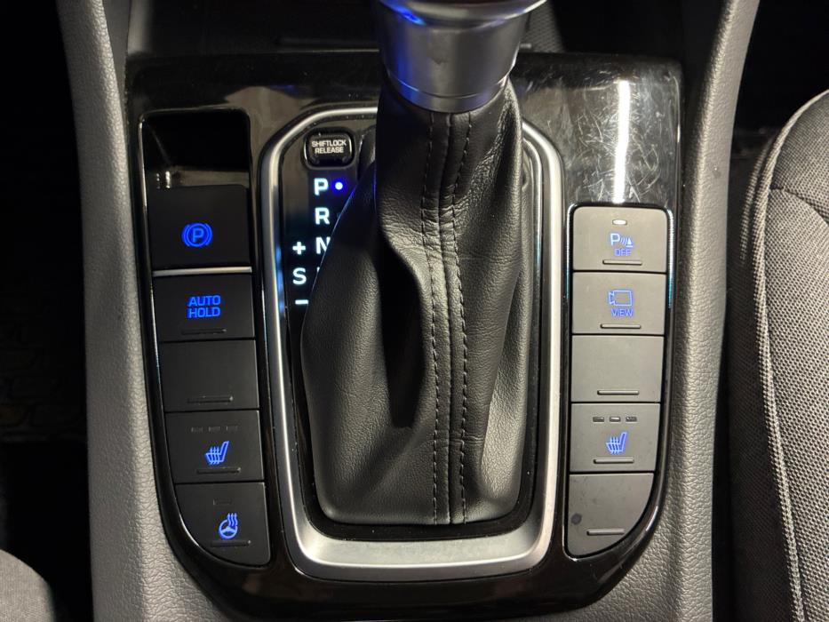 Hyundai IONIQ hybrid 2020