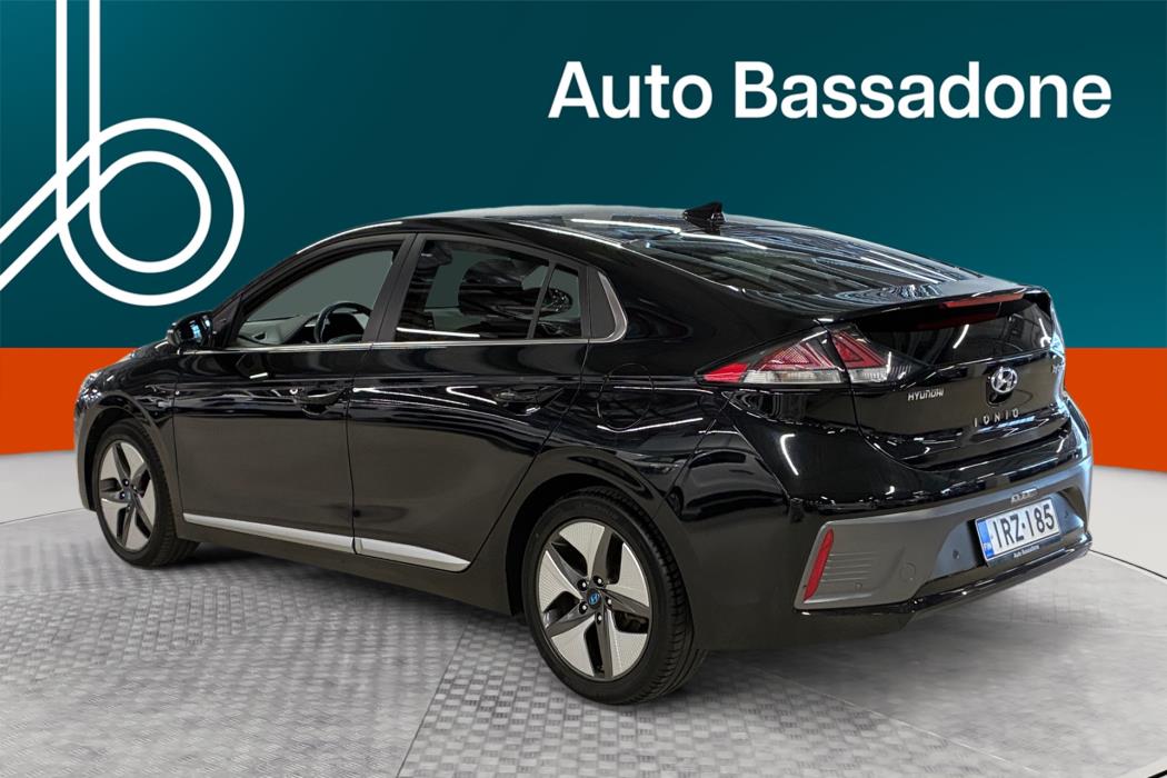 Hyundai IONIQ hybrid 2020