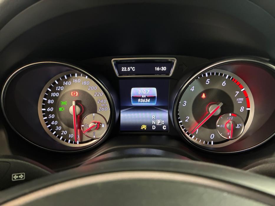 MERCEDES-BENZ CLA 2016