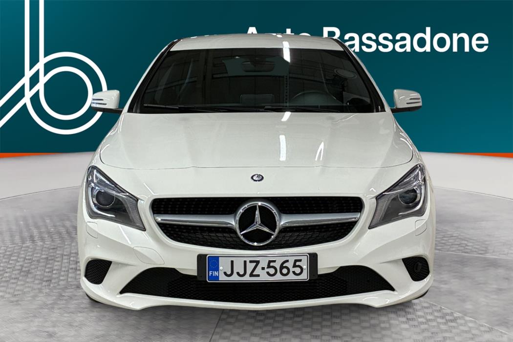 MERCEDES-BENZ CLA 2016