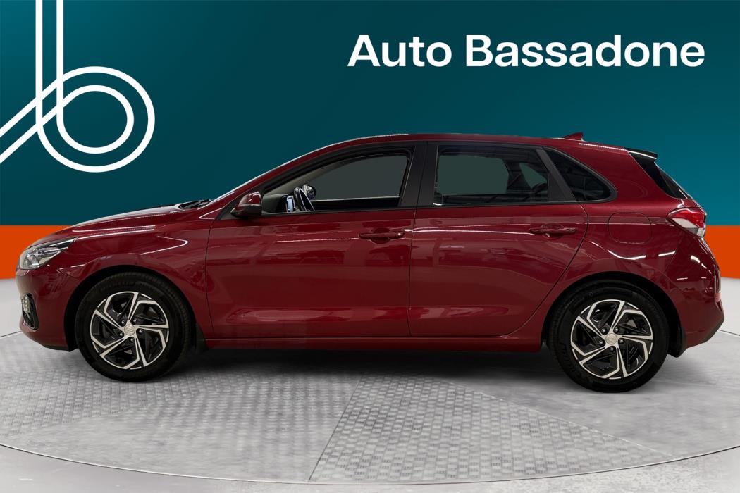 HYUNDAI i30 Hatchback 2022